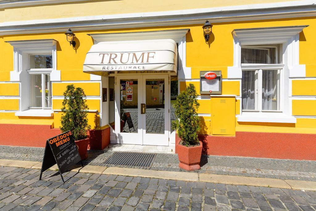 Hotel Trumf Mlada Boleslav Exterior photo